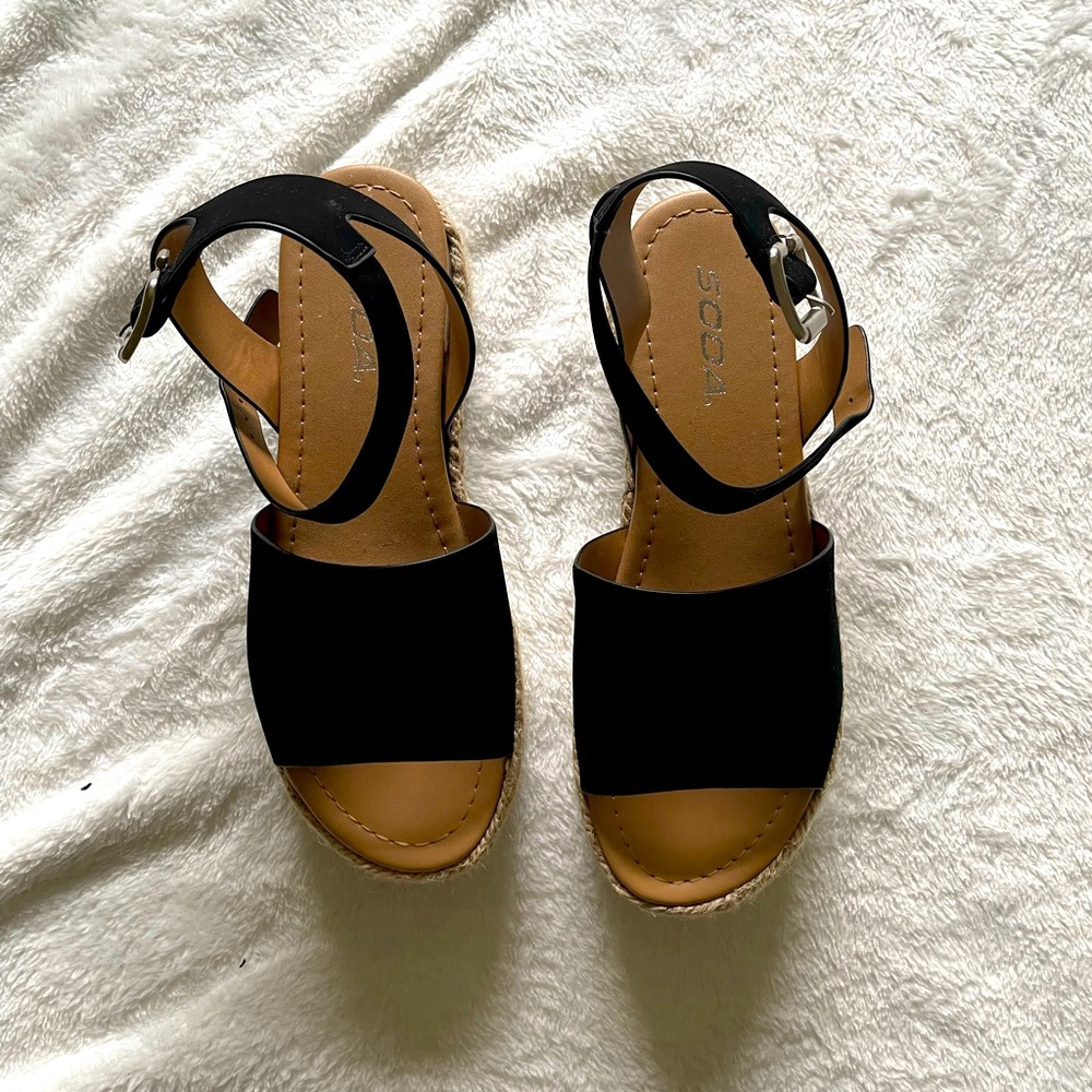 platform sandals